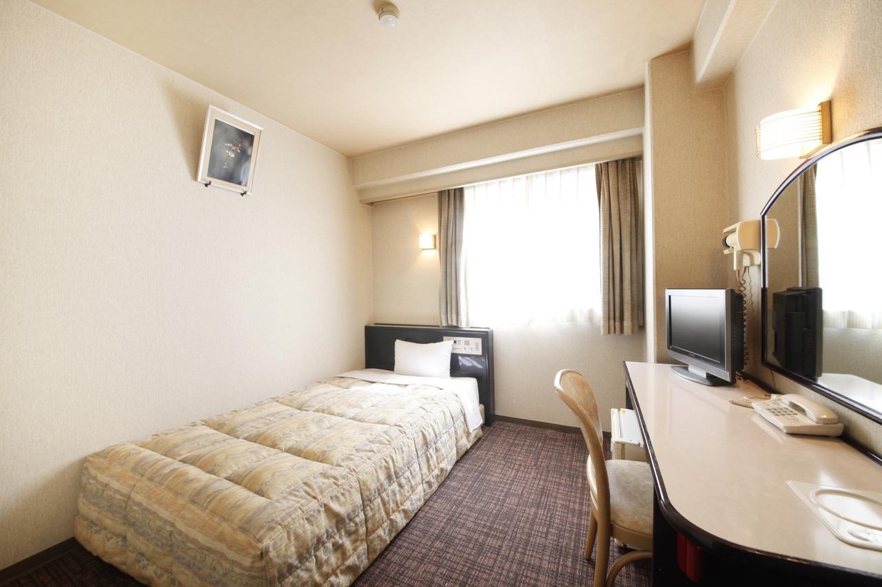 โฮเต็ล ทาเฮอิ Hotel มัตสึยามะ ภายนอก รูปภาพ